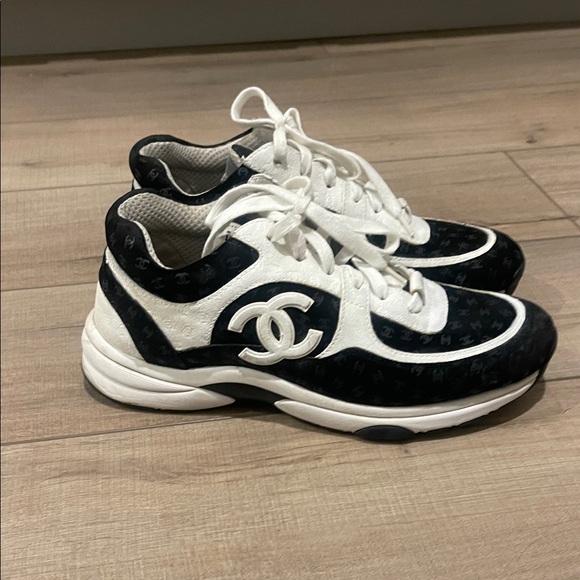 CHANEL Shoes - CHANEL Monochrome Athletic Shoes